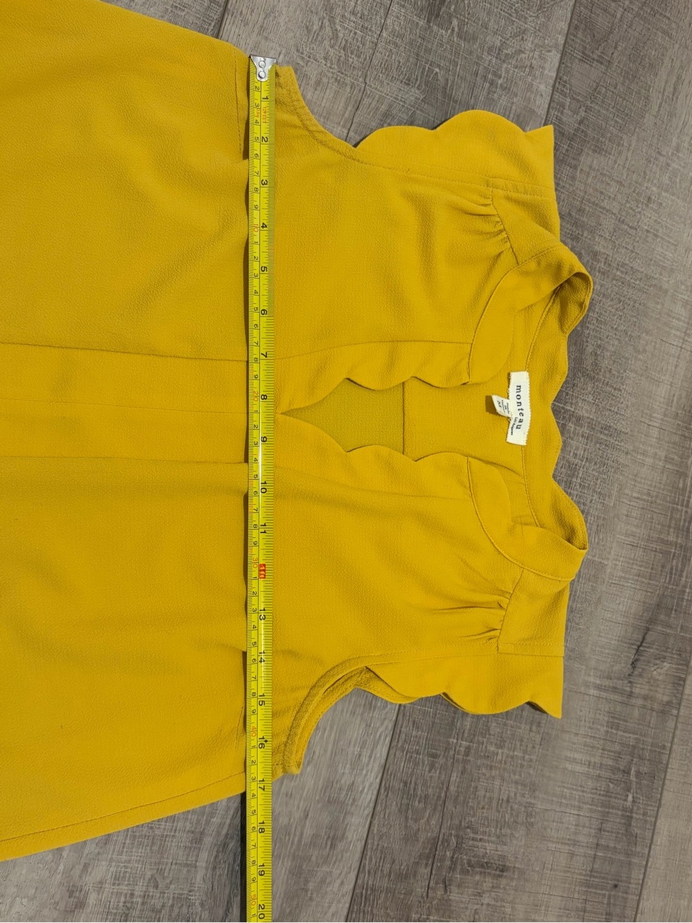 Monteau Yellow Scallop Sleeve Sleeveless Top - Picture 5 of 8